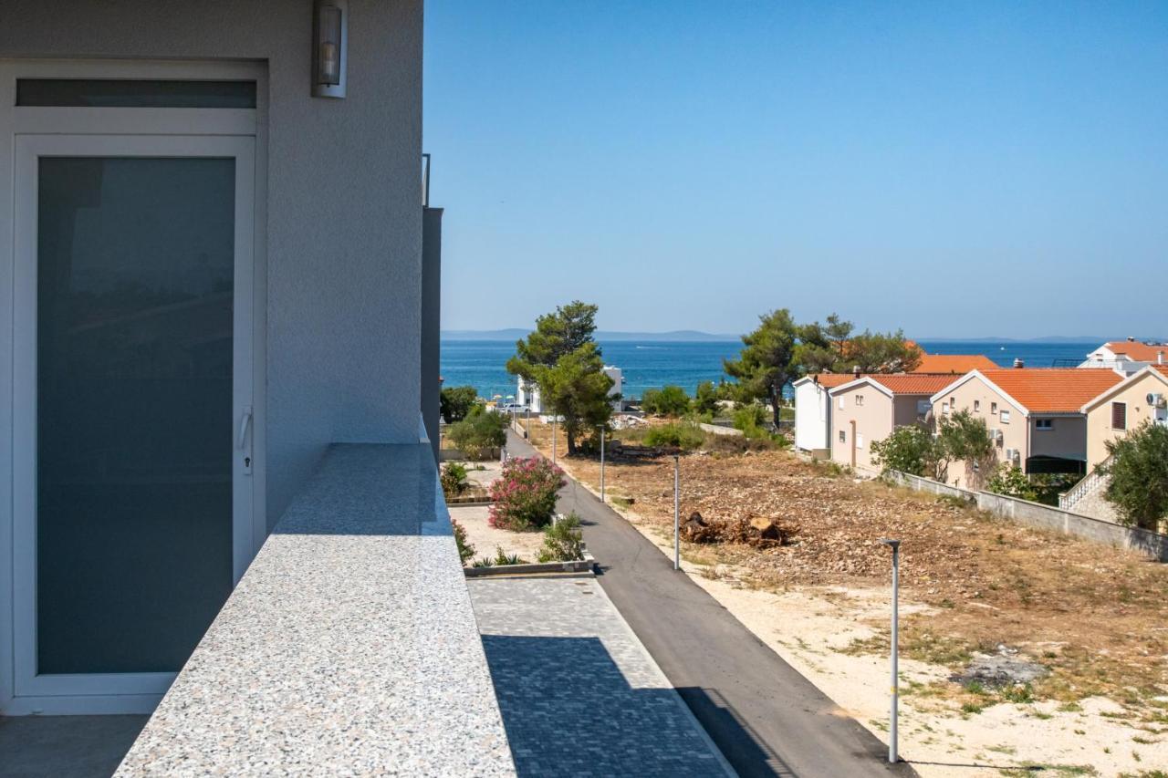 Apartmani Kastelina Vir Ngoại thất bức ảnh