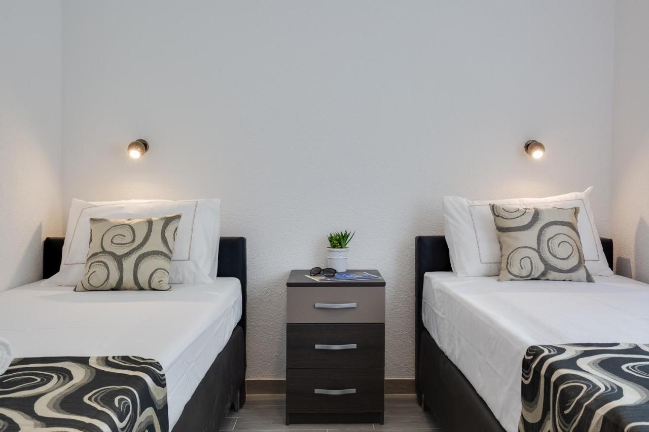 Apartmani Kastelina Vir Ngoại thất bức ảnh