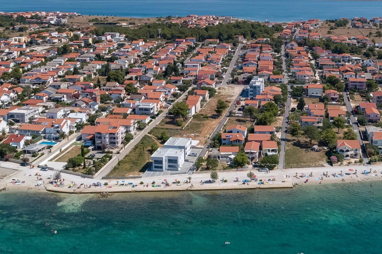 Apartmani Kastelina Vir Ngoại thất bức ảnh
